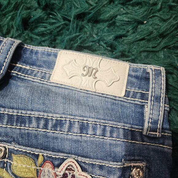 Miss Me Jeans Size 26 Cross Floral Embroidered Bootcut Denim Los Angeles - Picture 7 of 7